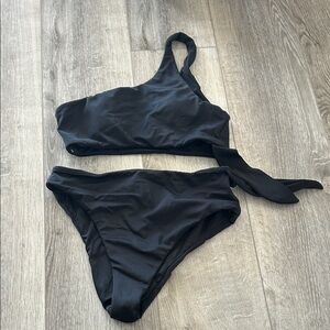 La Hearts Black Asymmetrical Bikini Set